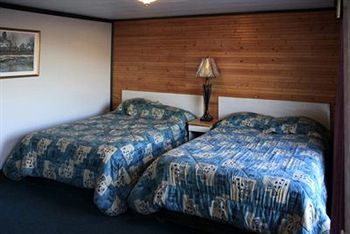 Motel Express Saint-Antonin Екстериор снимка