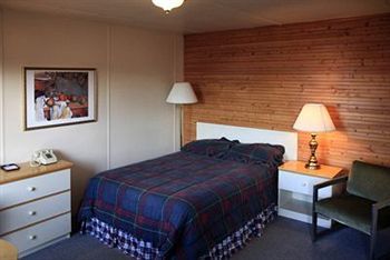 Motel Express Saint-Antonin Екстериор снимка