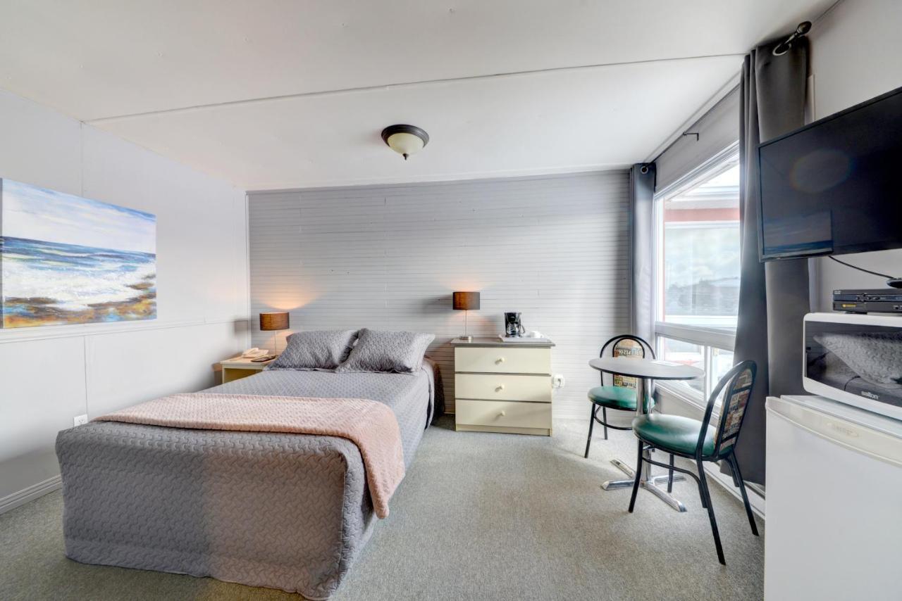 Motel Express Saint-Antonin Екстериор снимка